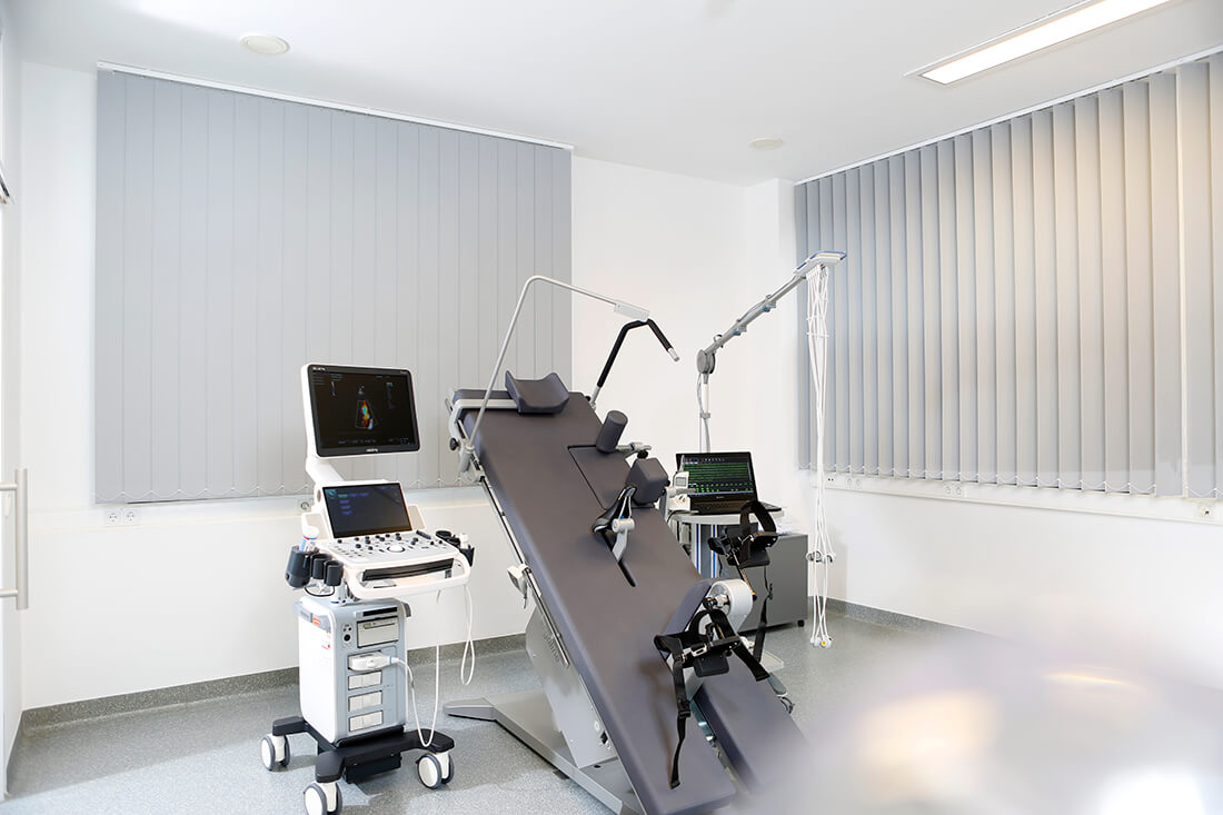 Herz-Kreislauf-Erkrankungen - Köln-Bayenthal - Diekmann - Behandlungszimmer